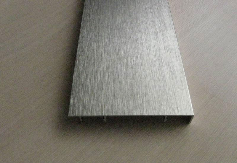 鋁盒表面拉絲實(shí)拍圖