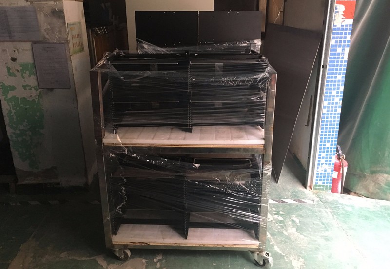 晶圓提籃載具包裝入庫.jpg
