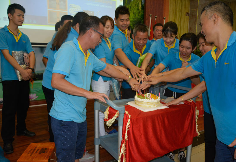 深圳LED料盒廠家中秋活動(dòng)生日會(huì).jpg